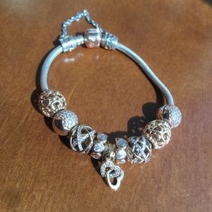 Pandora women’s bracelet